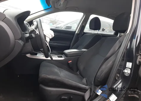 2015 Nissan Altima 2.5 z USA, uszkodzony, nr VIN 1N4AL3AP5FN890957